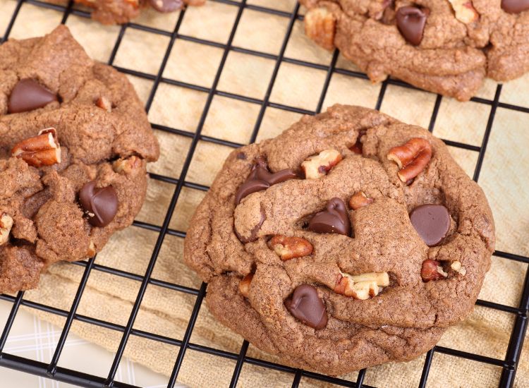 Cookies aux pépites de chocolat et noix de pécan